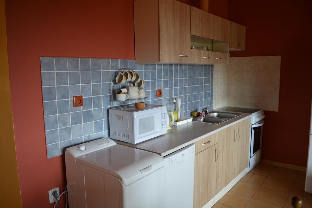 Areal Hradisek Villa Klobouky u Brna Luaran gambar