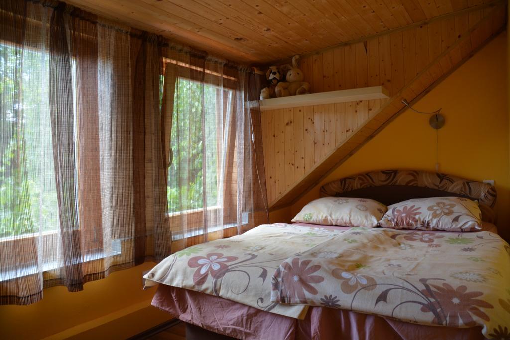 Areal Hradisek Villa Klobouky u Brna Luaran gambar