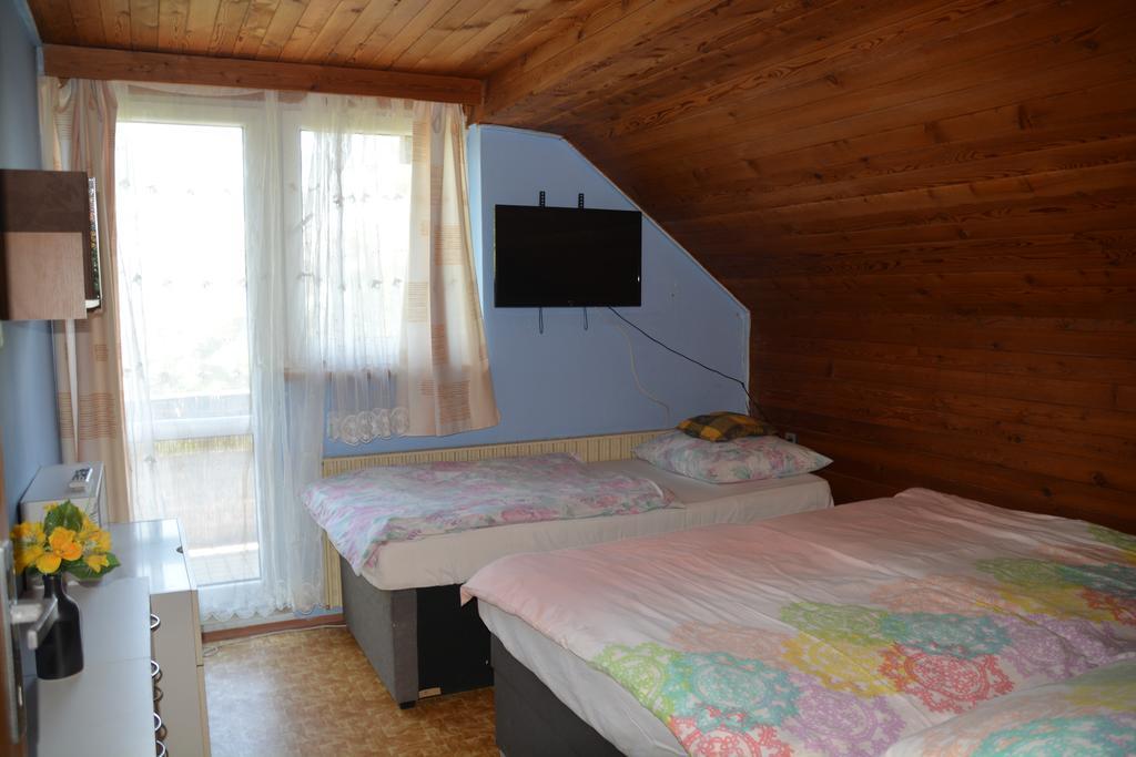 Areal Hradisek Villa Klobouky u Brna Luaran gambar